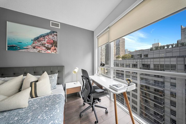 Presidential Suite Balcony City View (6 of 27)