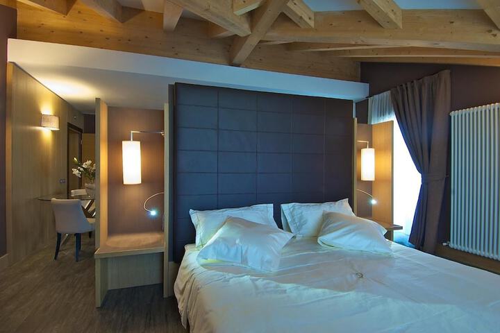 Room 29 of 70
