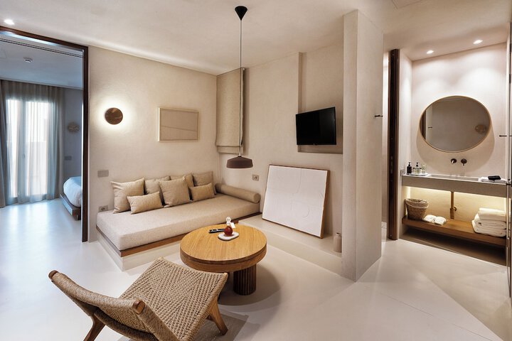 Room 21 of 45