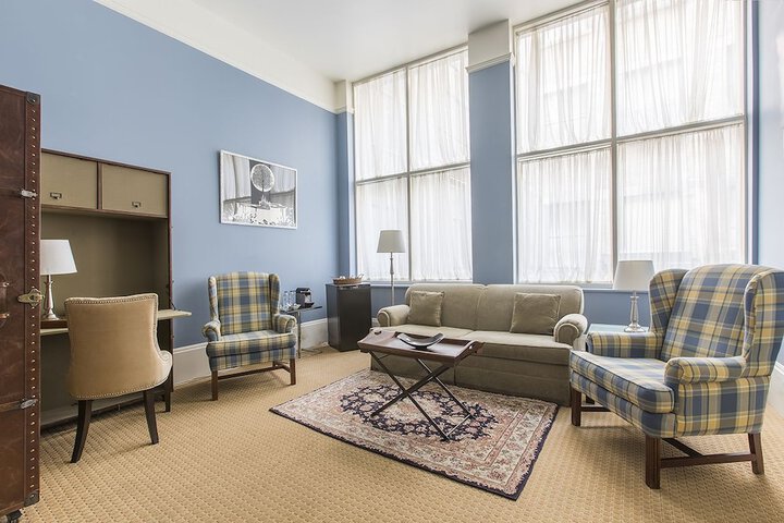 Room 49 of 72