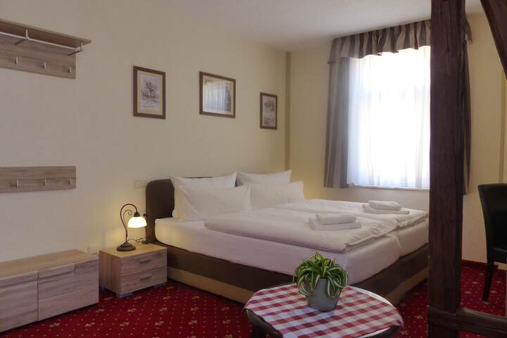 Room 20 of 47