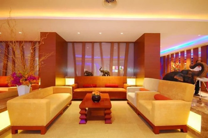 Lobby Entry