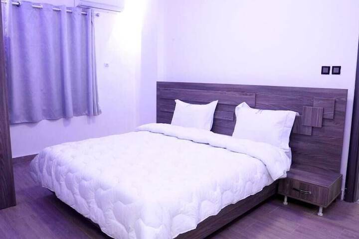 Room 2 of 19