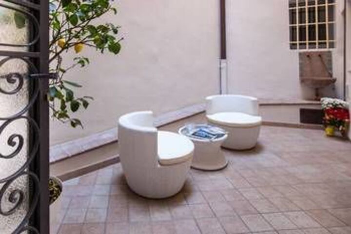 Terrace/Patio 11 of 11