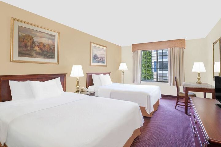 Room 10 of 47