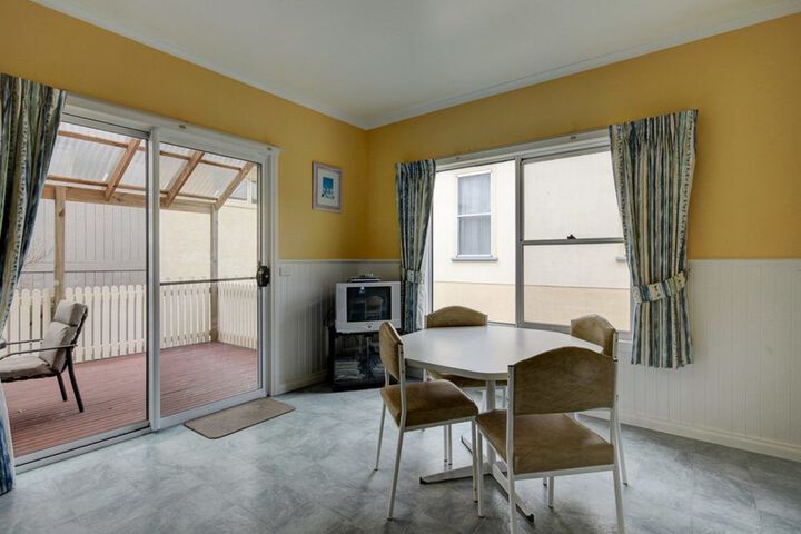 Room 16 of 20