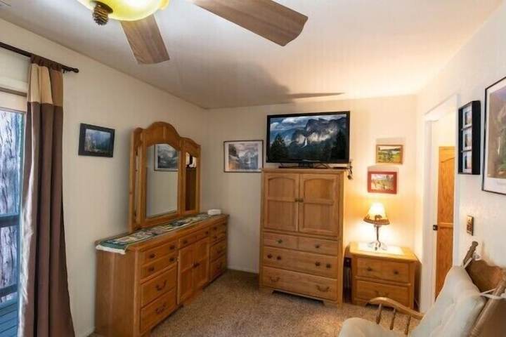 Room 5 of 31