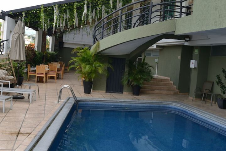 Pool 35 of 43