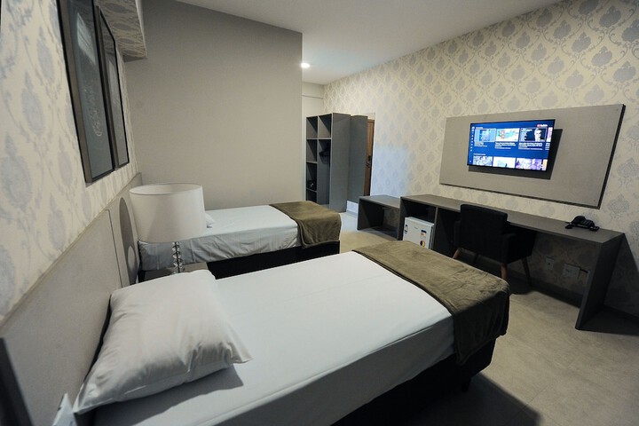 Room 21 of 70