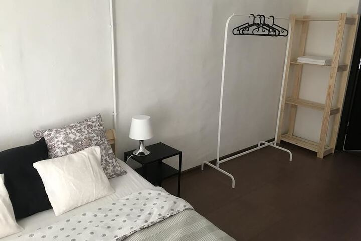Room 34 of 46