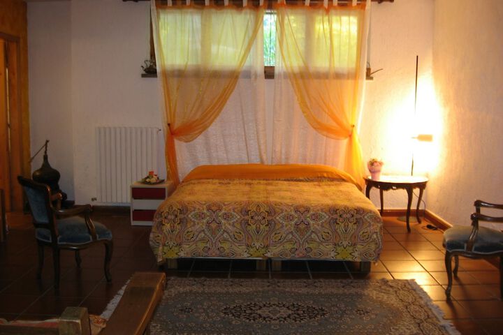 Room 6 of 56