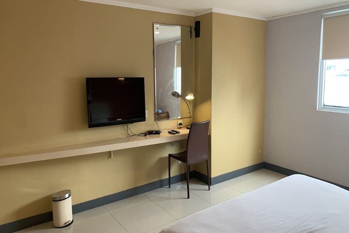 Room 13 of 50