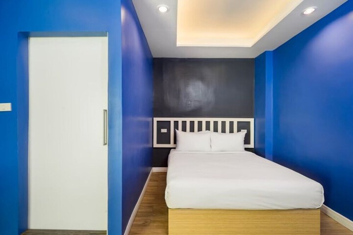 Room 5 of 46