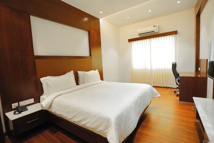 Room 15 of 43