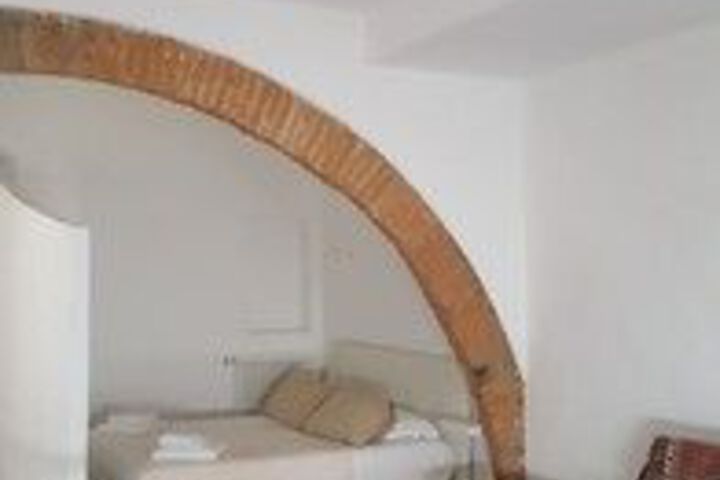 Room 3 of 5