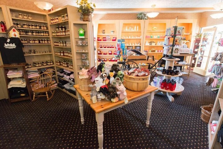 Gift shop