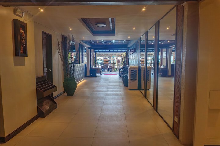 Hotel Interior 4 of 147