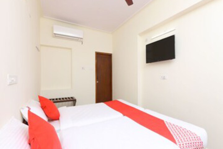 Room 21 of 24