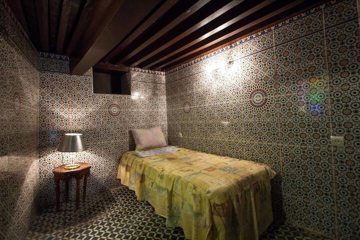 Room 9 of 56