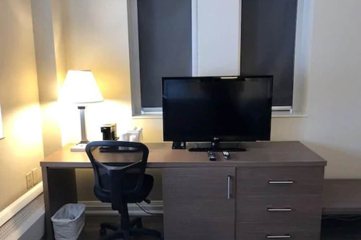Room amenity