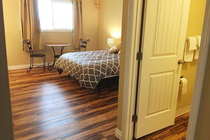 Room 9 of 21