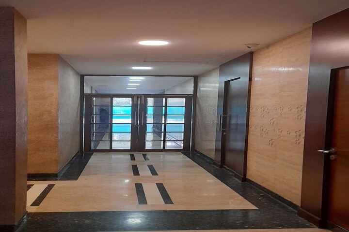 Hotel 5 of 171