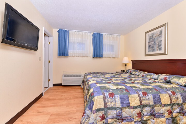 2 Double Beds (5 of 8)