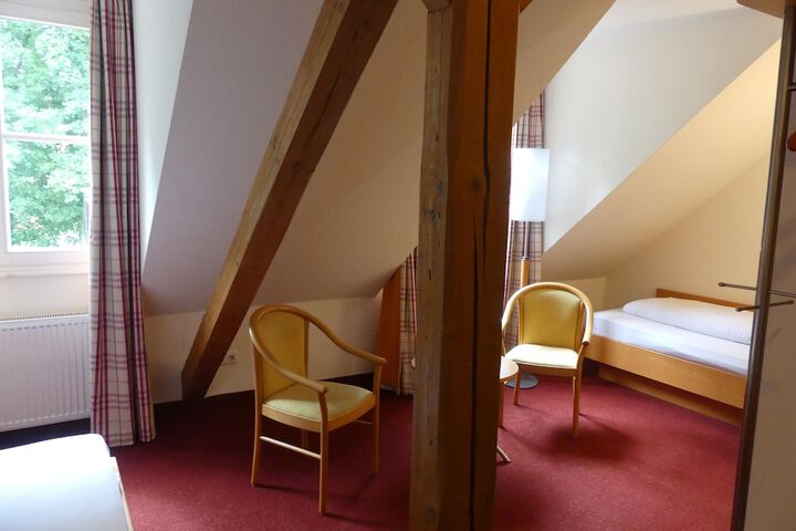 Room 10 of 55