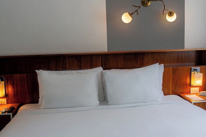 Room 25 of 44