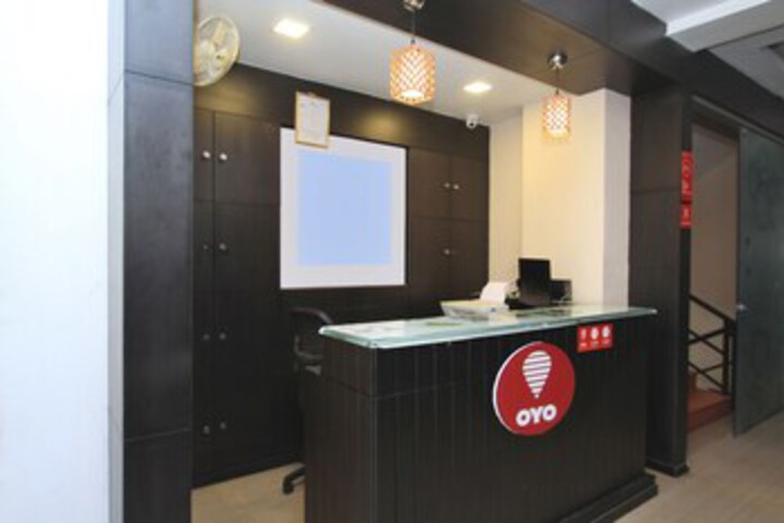 OYO 8691 Le Fortune