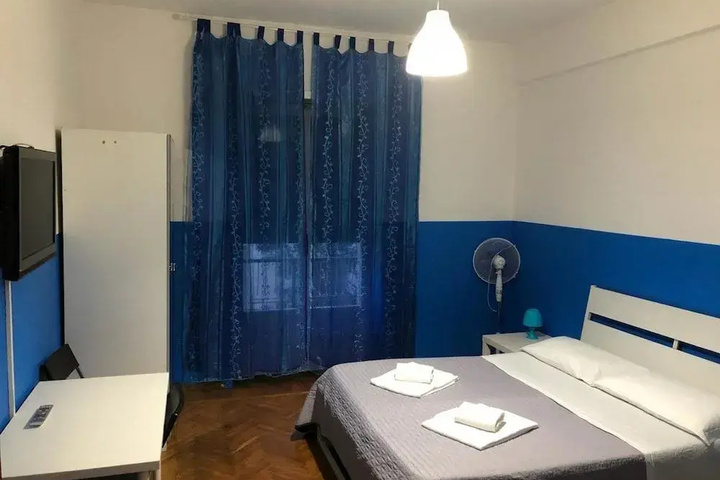 Room 3 of 13