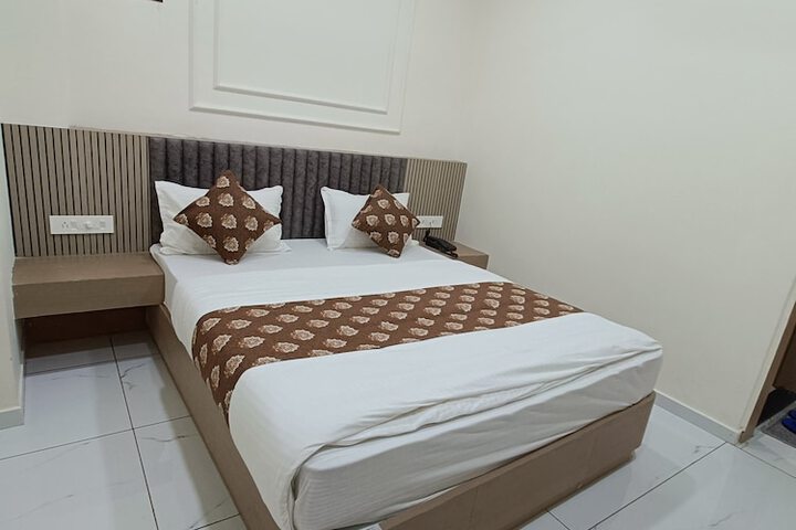 Room 5 of 21