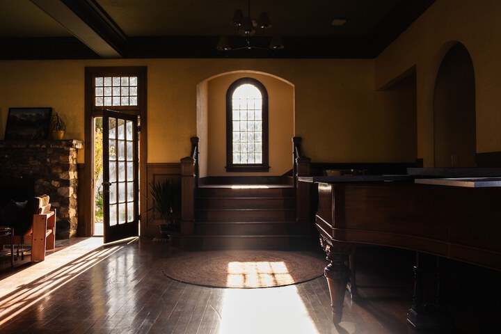 Guest Lobby