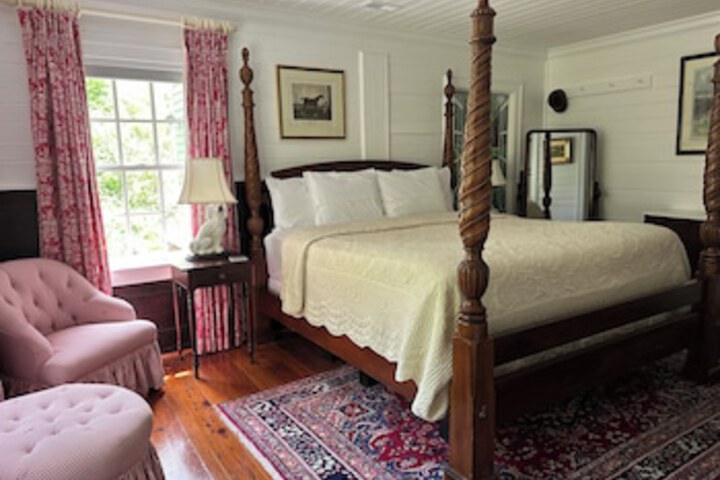 Room 7 of 285