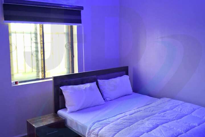 Room 15 of 31