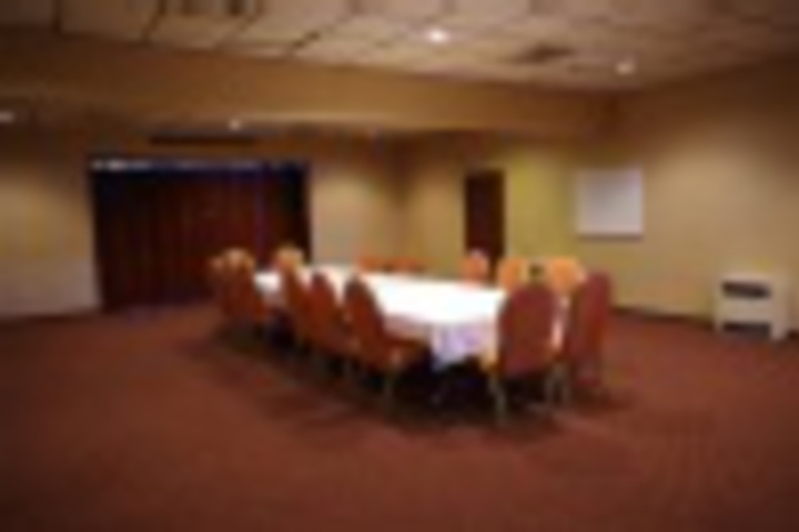 Business Center 28 of 168