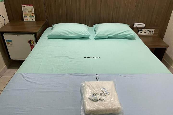 Room 14 of 22