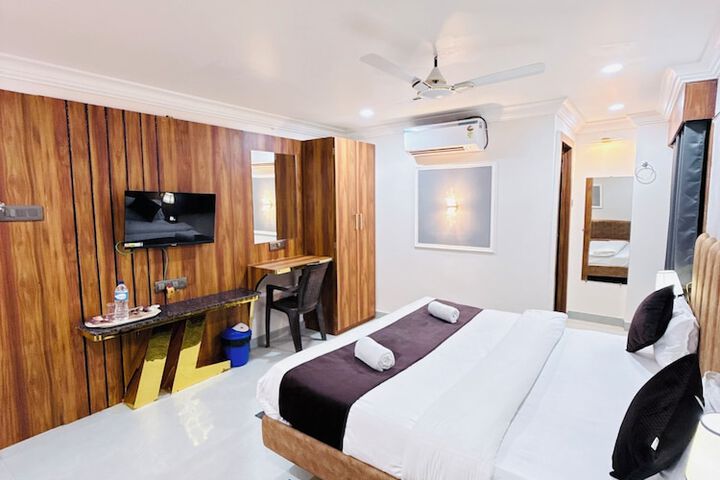Room 12 of 63