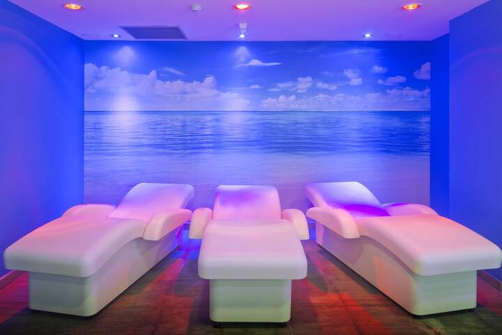 Massage Photo