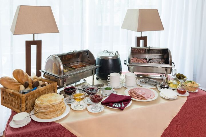 Breakfast/Coffee Service 26 of 35