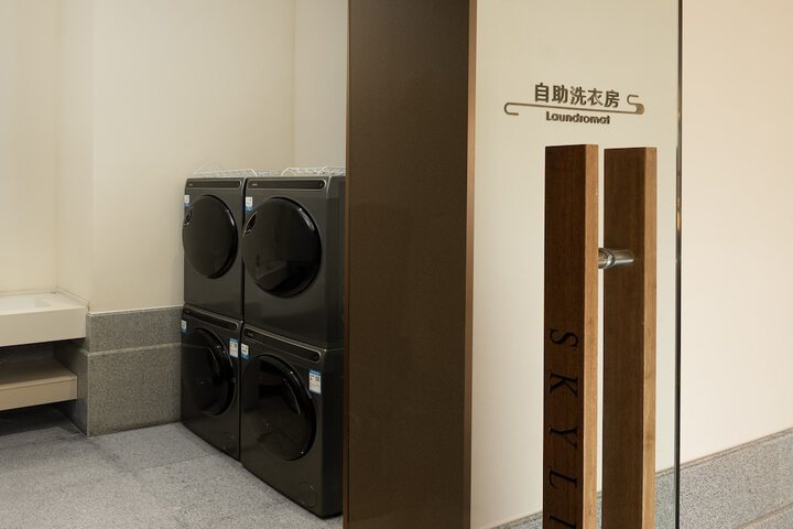 Room 61 of 85
