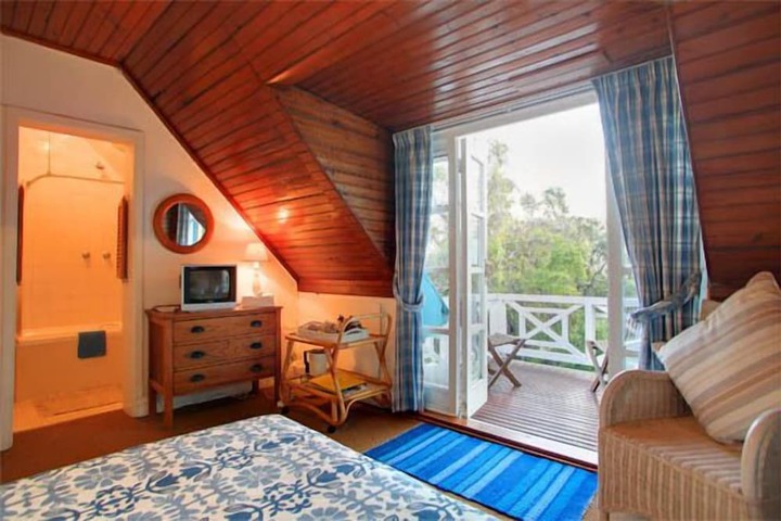 Room 10 of 61
