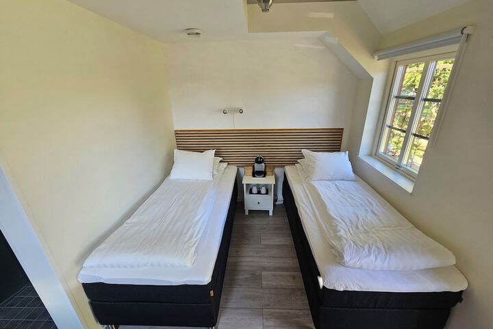 Room 12 of 54