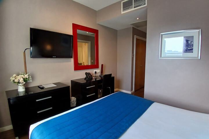 Room 58 of 182