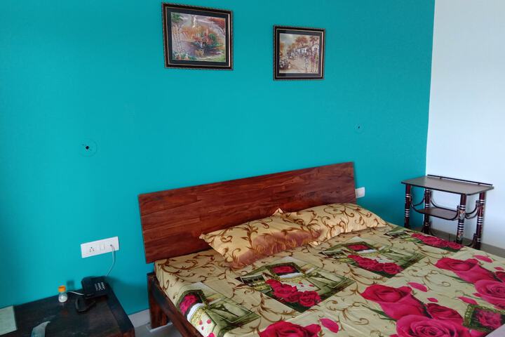 Room 7 of 35