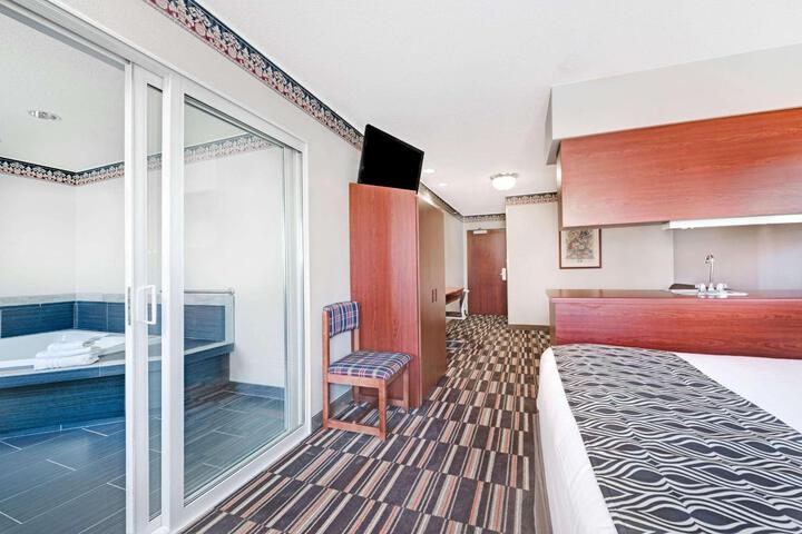 1 Queen Bed Mobility Accessible (1 of 41)