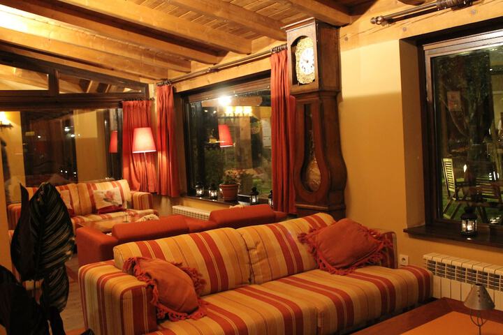 Hotel Interior 4 of 58