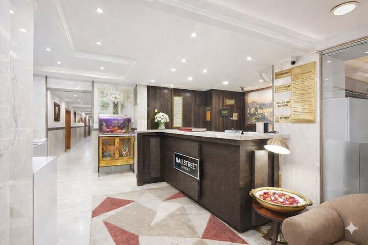 Hotel Interior 4 of 48