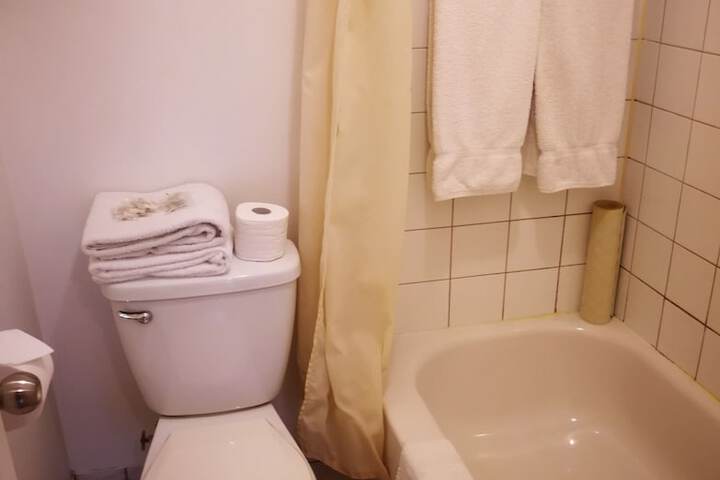 Room 46 of 63