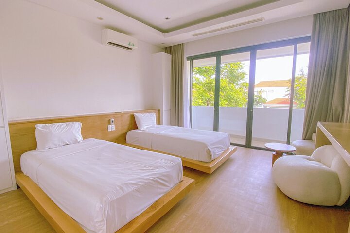 Room 87 of 246